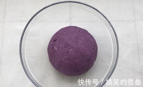 紫薯饼|紫薯饼最好吃的做法，咬一口直爆浆，儿子超喜欢，一口气能吃仨