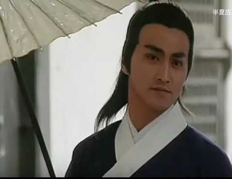 穿紅衣服最帥的男人長這樣