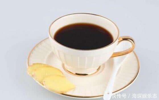 女性“月经”时，该喝红糖水吗？很多人不知，难怪积血块，存污血