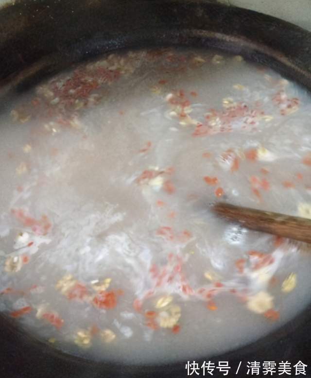 睡眠|70岁奶奶就爱吃它，清热消暑又滋补，好喝不上火，睡眠也好了！