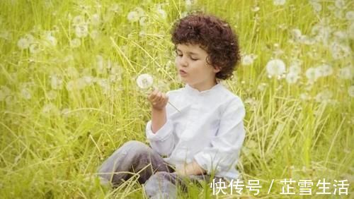 史努比|老师，他在路上扶摔倒的人了，他本来成绩能更好