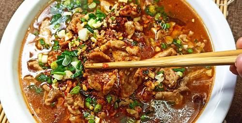  做水煮肉片，不要直接下锅，教你小窍门，做出来肉片滑嫩香浓好吃