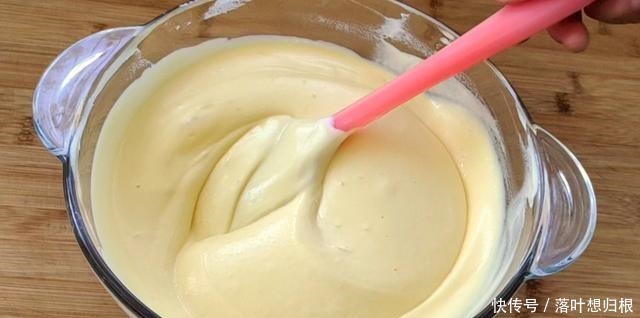 这才是蛋糕卷的正确做法,不开裂不掉皮,高颜值,味道超赞