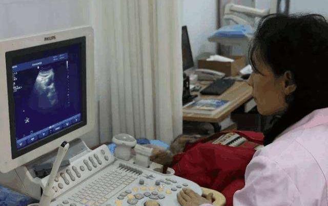 准妈妈|孕期胎儿频繁好动,孕妈以为宝宝很健康,产检后医生建议不能留!