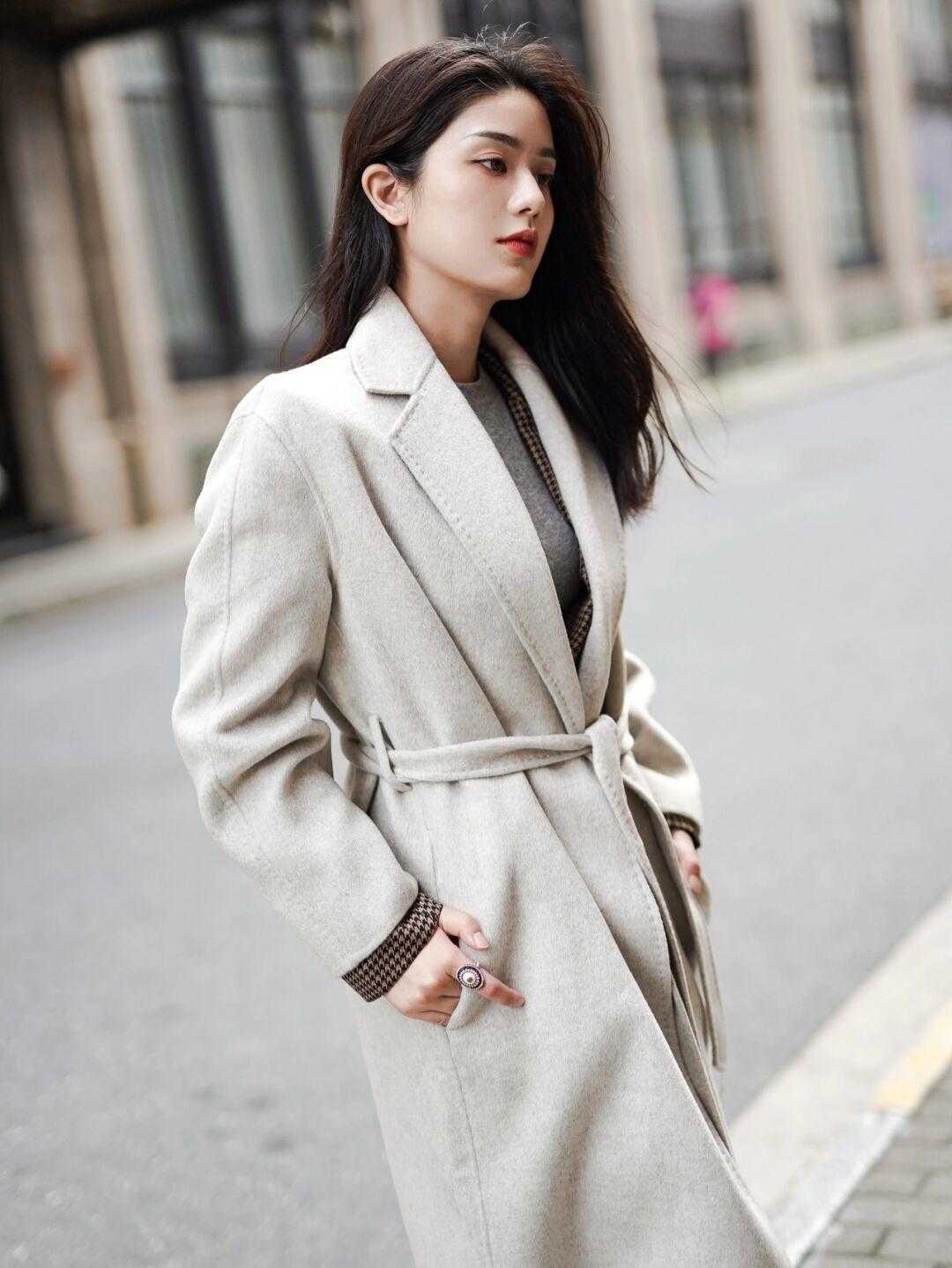 温暖|秋冬大衣的温暖,娴静柔和不负秋冬意