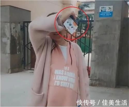妻子|孕妈下楼散步,1小时未归,丈夫出门寻找,角落里找到后又气又笑