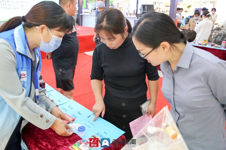 健康|莒县开展全民健康生活方式暨“三减控三高”宣传月启动仪式