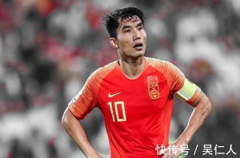 李霄鹏|国足新名单人数曝光!李霄鹏打破李铁纪录,归化仅剩1人+6大元老