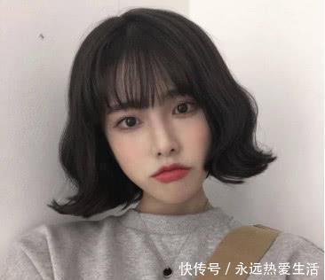 烫发|别为了省钱剪短发不烫发，试试这3款烫发，时髦又显脸小