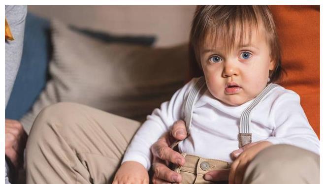 宝宝|为什么有的宝宝出生就有胎记？4个原因，宝妈要避免