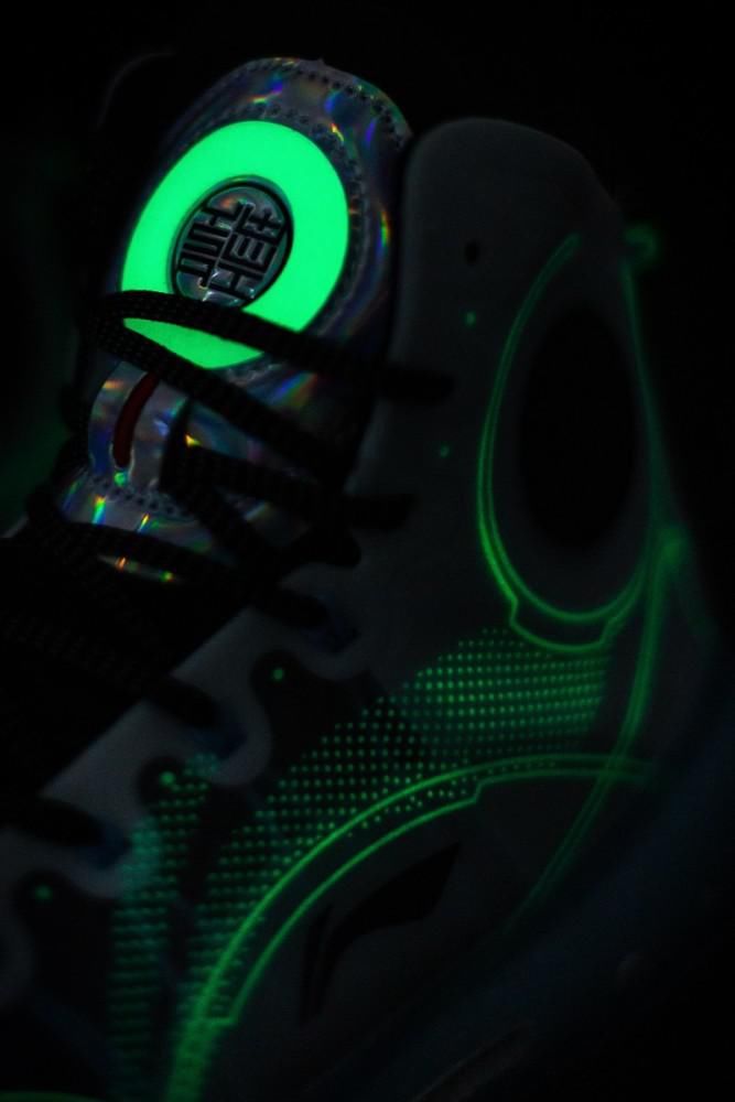 无数人口中的年度最强！韦德超难抢的国产篮球鞋！