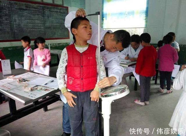 发育|“儿童身高标准”出炉,幼儿园前低于1米的,别错过二次猛涨期