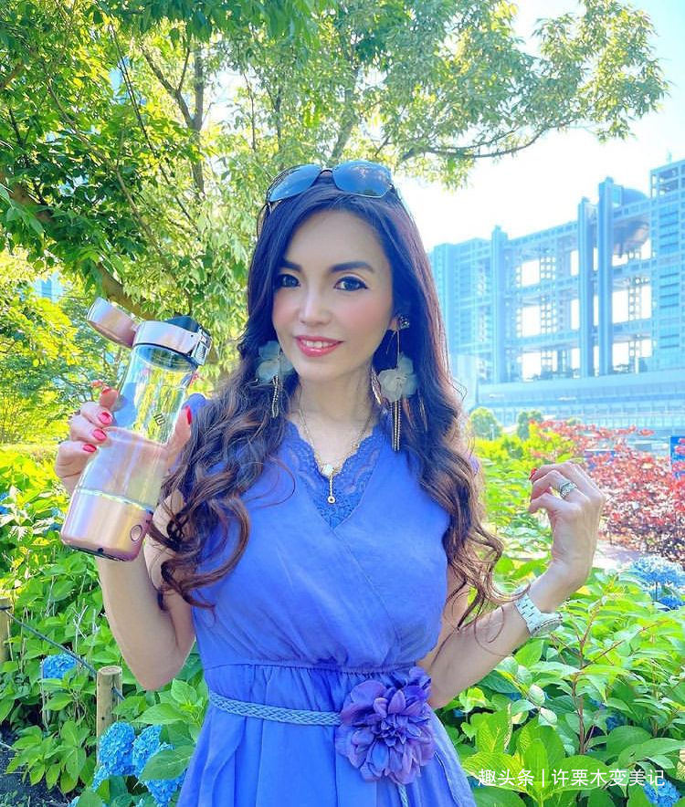 螺旋 女人50岁以后,剪发型要认准了,最好避开这3款!试试另外3种