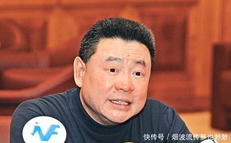 收藏|记者问他名下收藏值不值2百亿,他说港币还是美金,港币当然不止