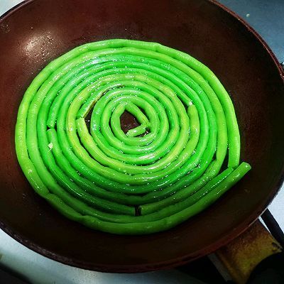 披萨|鸡蛋豇豆披萨