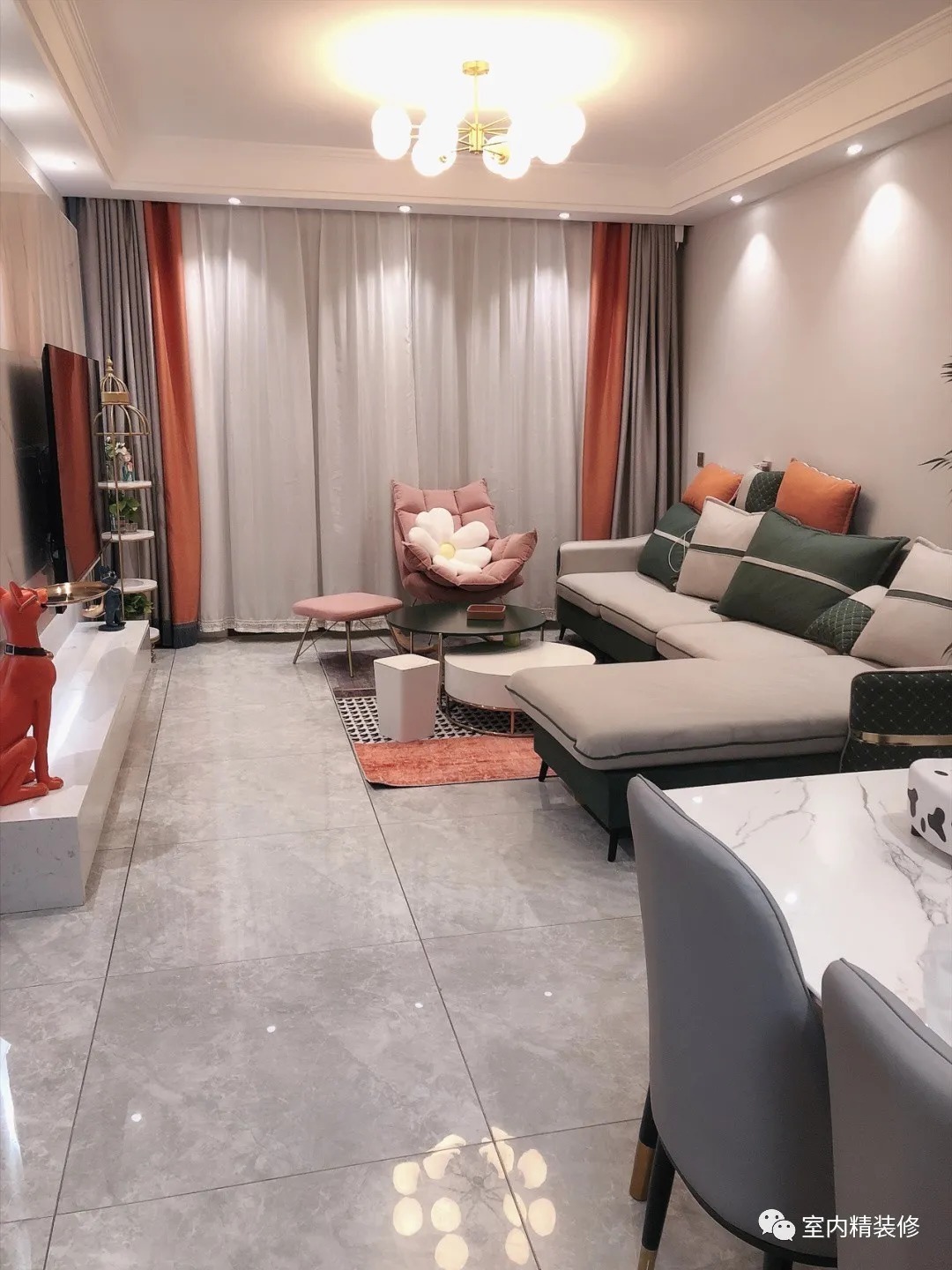 客厅|不懂装修别乱来,看她家新房,很漂亮,悬空大理石电视墙非常抢眼