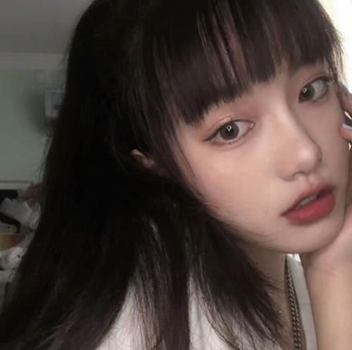 女生若改掉这3种“恶习”,眼睛会越来越耐看,颜值蹭蹭往上涨