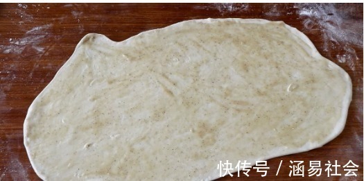 花椒粒|一碗面粉，2个萝卜，教你做好吃的萝卜丝饼，爱吃萝卜的快收藏