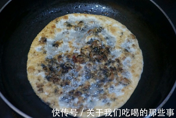 五花肉|5元1个的梅干菜肉饼，在家轻松做，酥脆咸香，放凉也不硬，特好吃