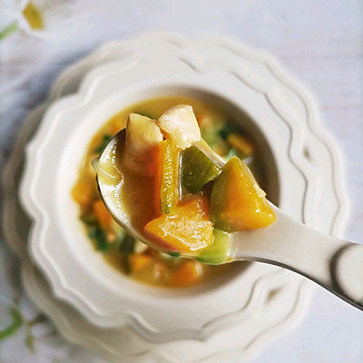 咖喱三文鱼南瓜浓汤面