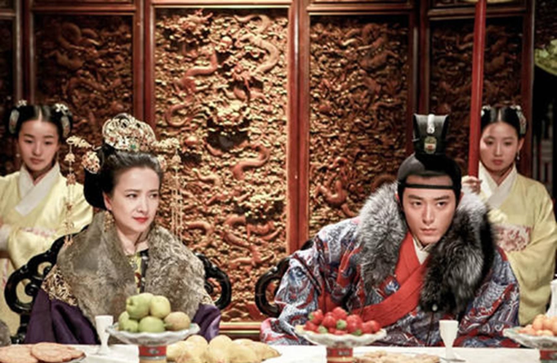 王子|外国国王朝觐时病逝,留下王妃王子守墓,如今已到21代