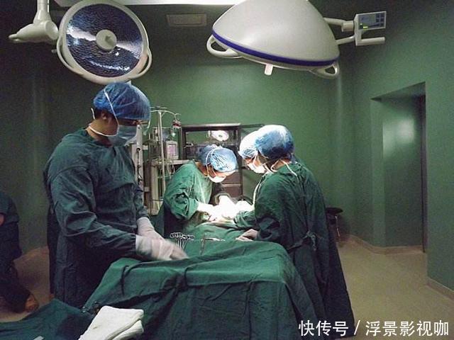 手术床|为生二胎，孕妇取下10年前上的''环''，医生幸亏取出来了