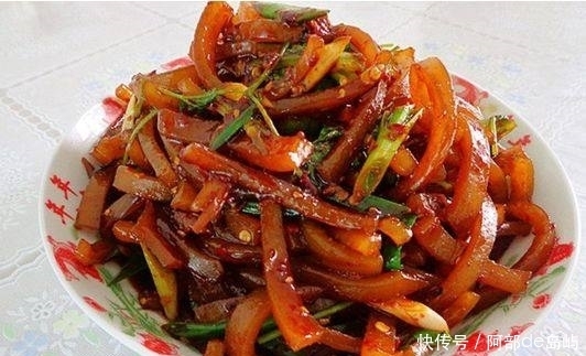 老太|女人不想老太快,最好别贪吃这5种食物,会加速衰老!