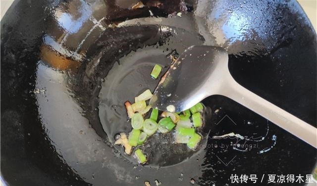 大连老两口的晚餐,简单营养,走红朋友圈,网友这吃法太美了!