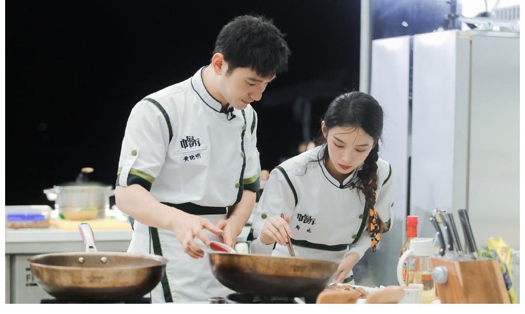 劇本|無沖突，不《中餐廳》，寧靜黃曉明強行“沖突”，真的好嗎