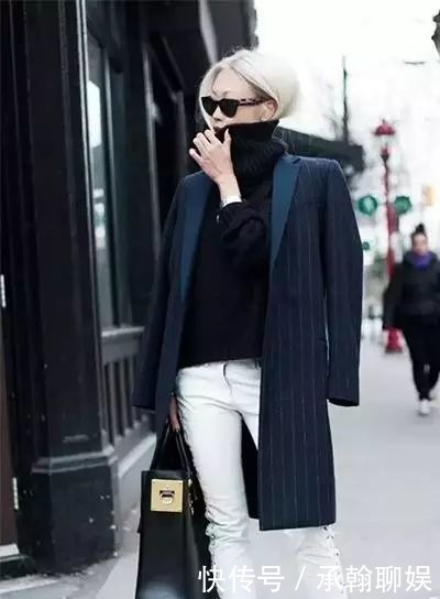 今年最火的高领毛衣，这样穿才够美！