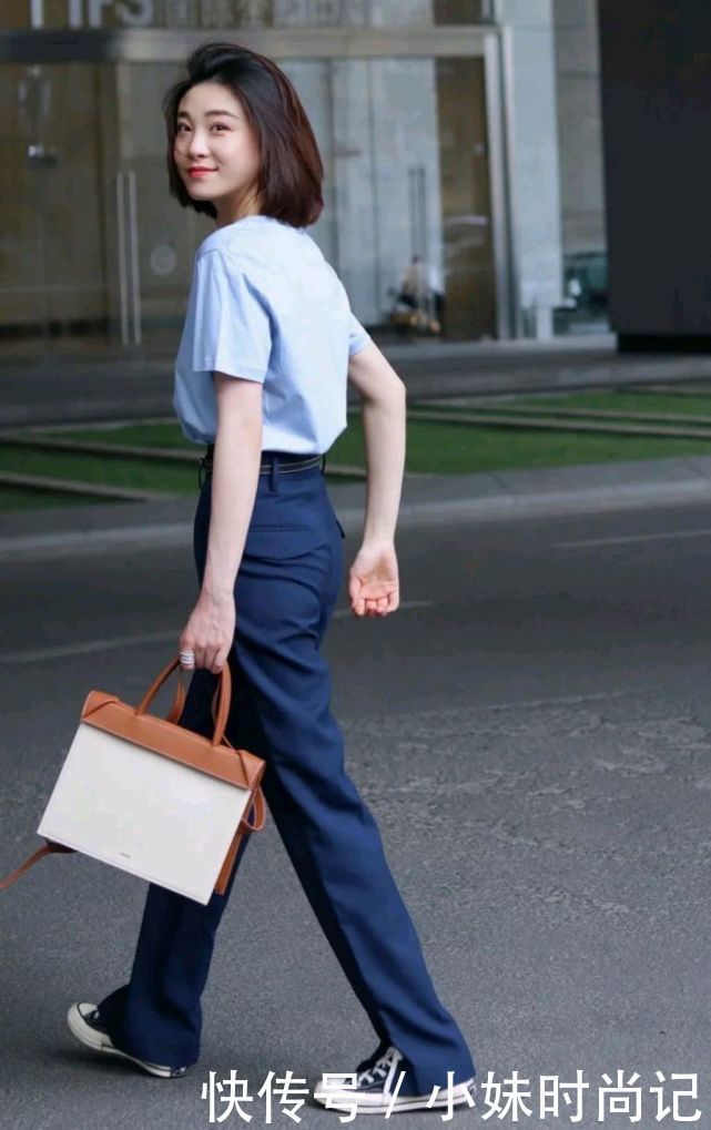 格纹裤|怎么穿T恤才好看?采用简单的穿搭技巧,就能让普通的T恤不再普通