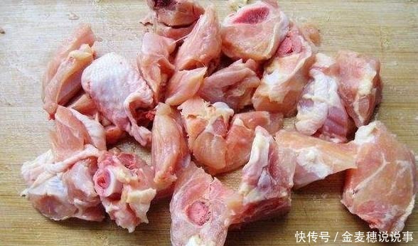 宫保鸡丁做法，酸甜开胃又爽口，美味的吃不够！