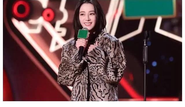 脱口秀跨年:和2021笑着说“再见”