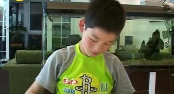 他因富人游戏，从《变形计》的农村娃脱胎换骨逆袭，今成国家栋梁