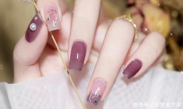 优雅|简约优雅的时尚美甲