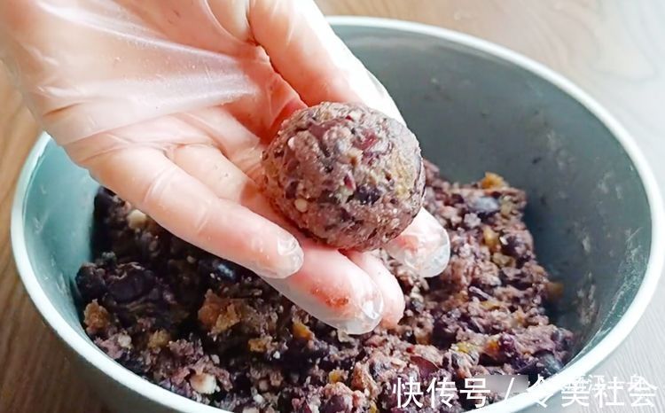 老奶奶|80岁的老奶奶吃了一辈子的红豆,不打豆浆不熬粥,越吃越精神