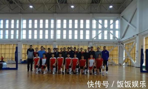 中国女排|安家杰竞选主帅提前出局?蔡斌大概率担任,球迷:还是最不舍郎平