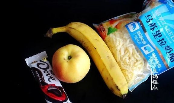 面饼|孩子爱吃的，2款简易披萨，几分钟做一个，比买的放心