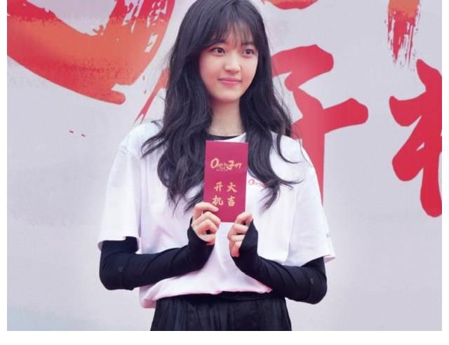 三十而已|“黄希”没下线，江疏影《欢乐颂3》受关注，路透让人拉满期待值