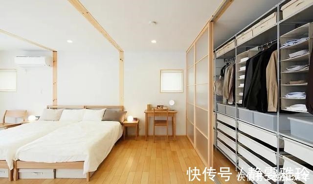 衣柜|头次见日本人的衣柜,一块隔板都用不着,却收拾得井井有条,厉害!