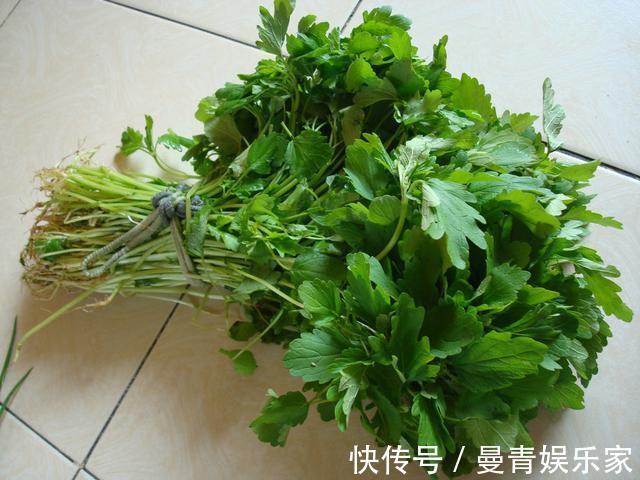 中药|妇科中药益母草这样吃功效好,但医生提醒,这4类女性请别乱用!