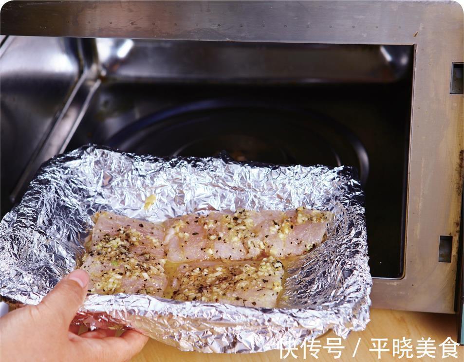 龙利鱼柳|香焗龙利鱼柳鱼肉焦嫩，味道浓香，怎么吃也吃不够