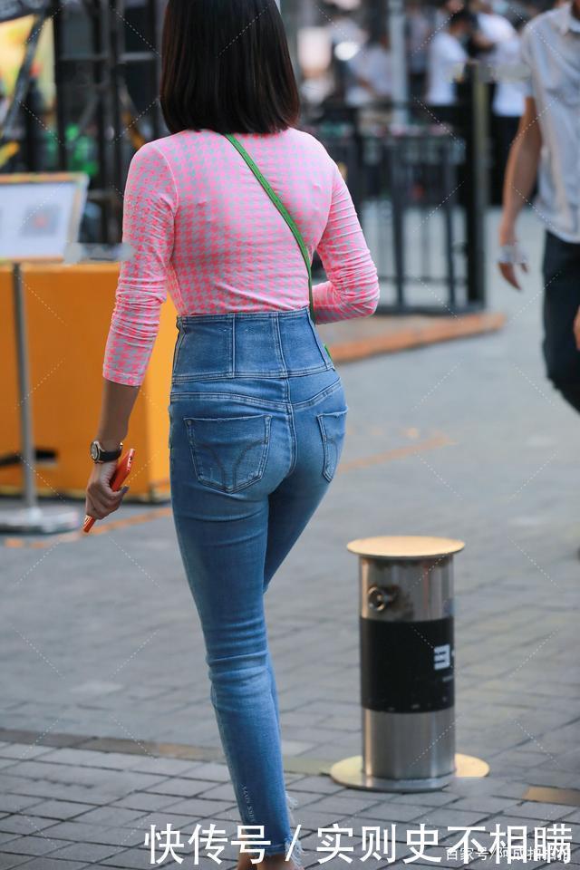 身穿粉色长T恤,艳丽上衣,搭配魔力短发冷艳高级