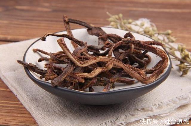 肾阳|两味药,“引走”耳鸣声虚火离开了,耳边就清净了