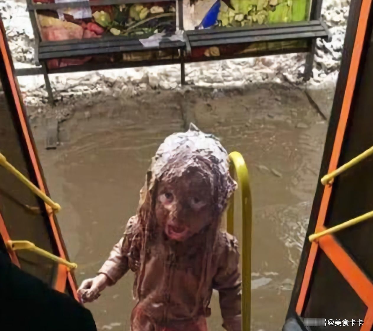 妈妈不在家，爸爸都是怎样带孩子的？妈妈：键盘准备好了吗？