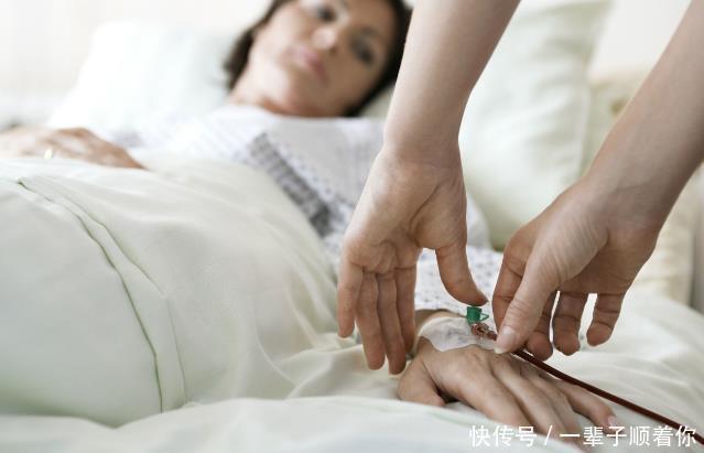 得了胃癌就不要再乱吃了,在饮食上注意5点,活得更久一点