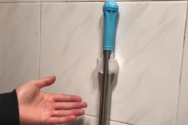 洗衣液的瓶盖是个宝,放在家里可以解决家家户户的难题!太实用了