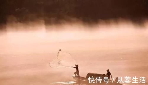 忧愁|元代最著名的秋雨词,极具意境,美到心醉,为不可多得的绝世著作