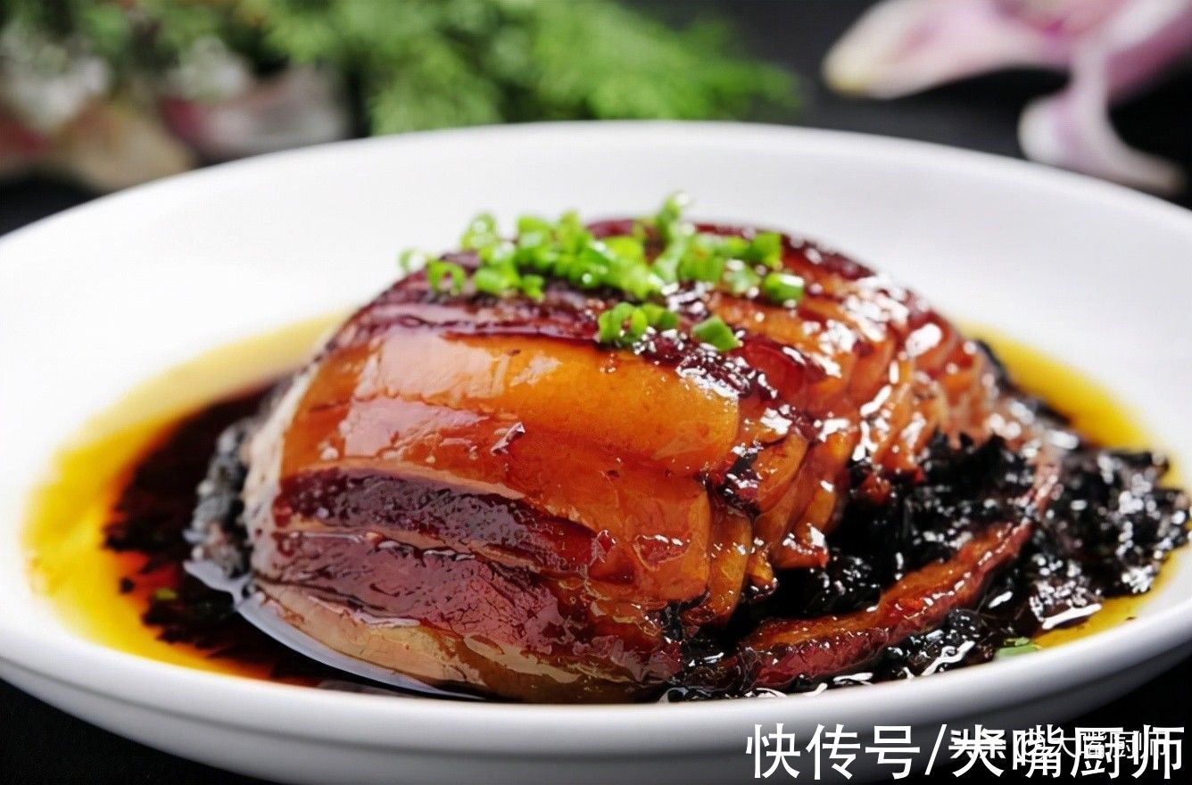 ?老广教你梅菜扣肉的地道做法，好吃的关键有3点，口感酥烂味道香