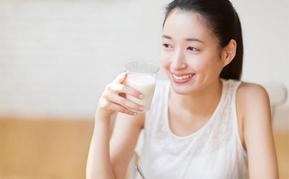 美容养颜|为什么不建议女性朋友长期喝牛奶？看完明白了
